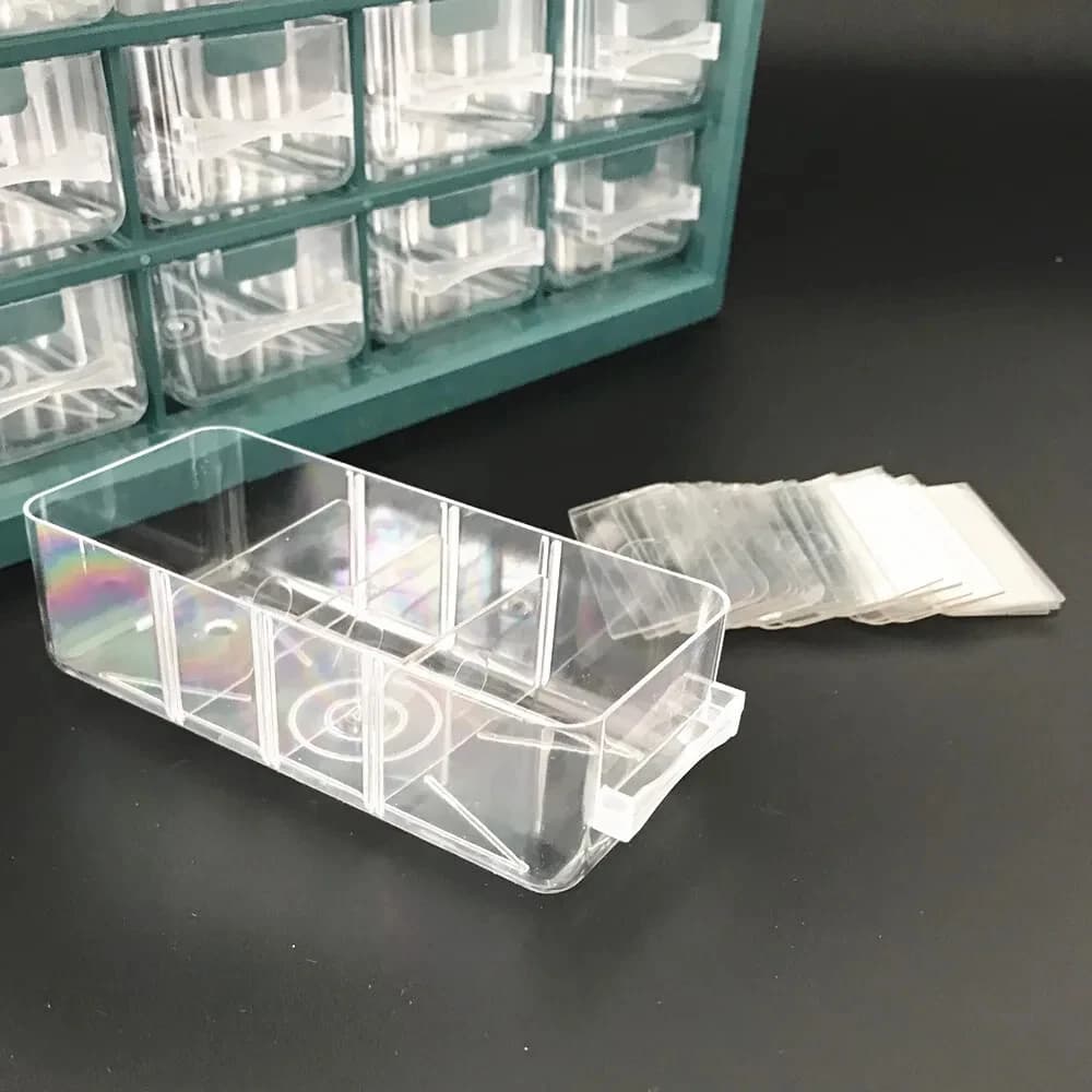 Wielokomorowa szafka na części i śrubki – 25 szuflad