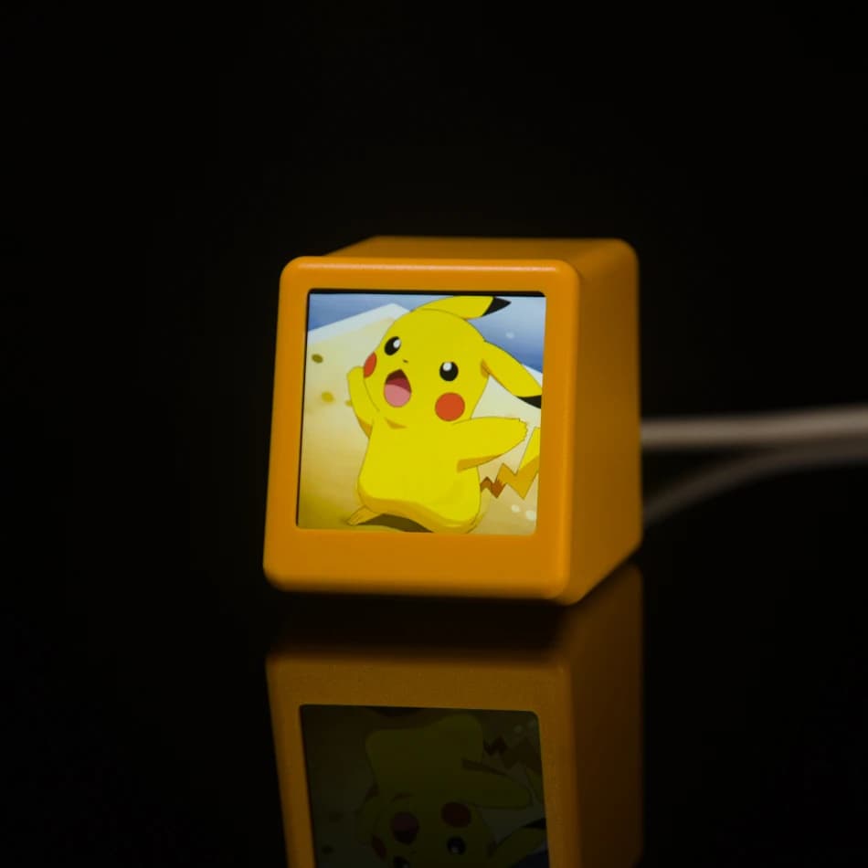 Smart stacja pogodowa WiFi z zegarem i animacjami GIF – GeekMagic